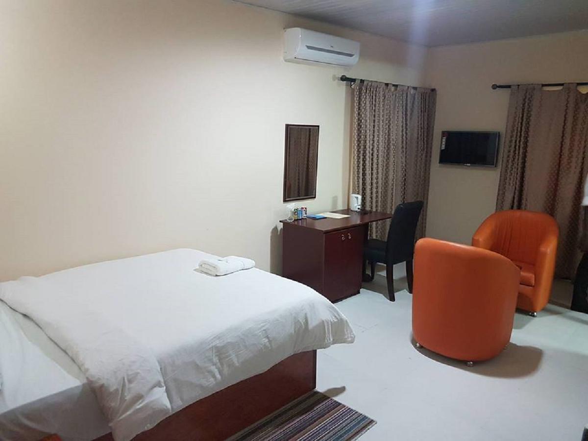 普罗威登斯套房酒店 Abeokuta 外观 照片