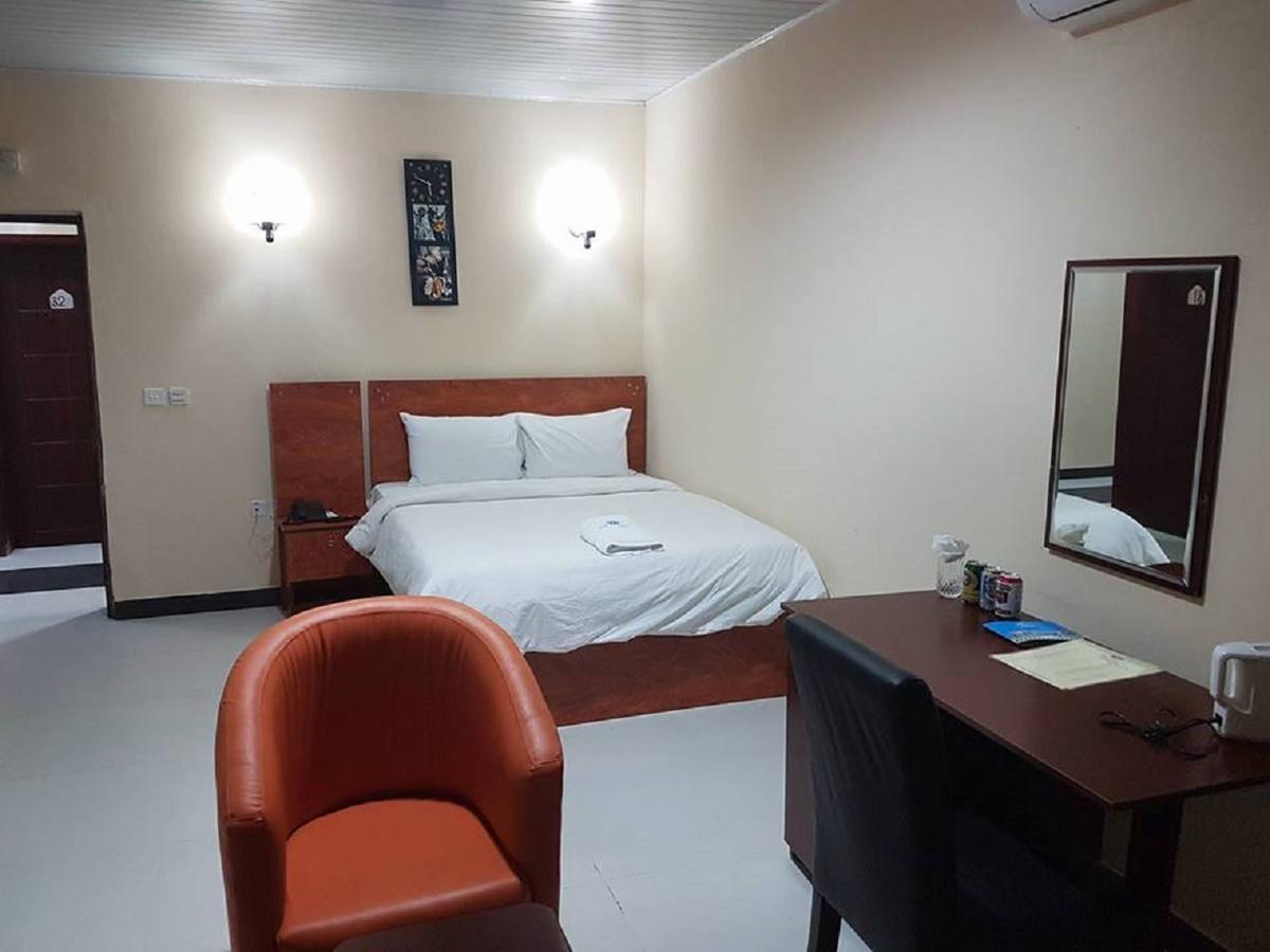 普罗威登斯套房酒店 Abeokuta 外观 照片
