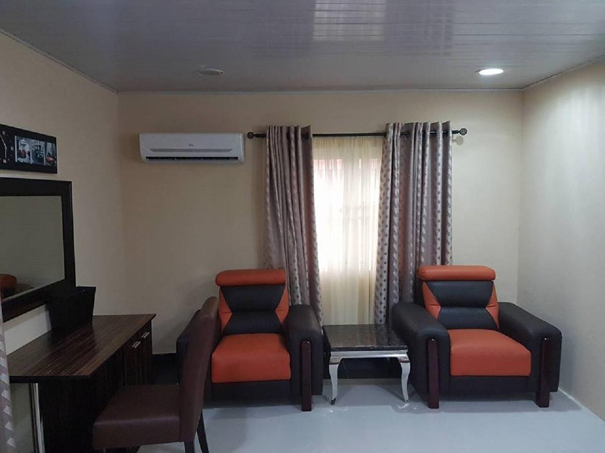 普罗威登斯套房酒店 Abeokuta 外观 照片